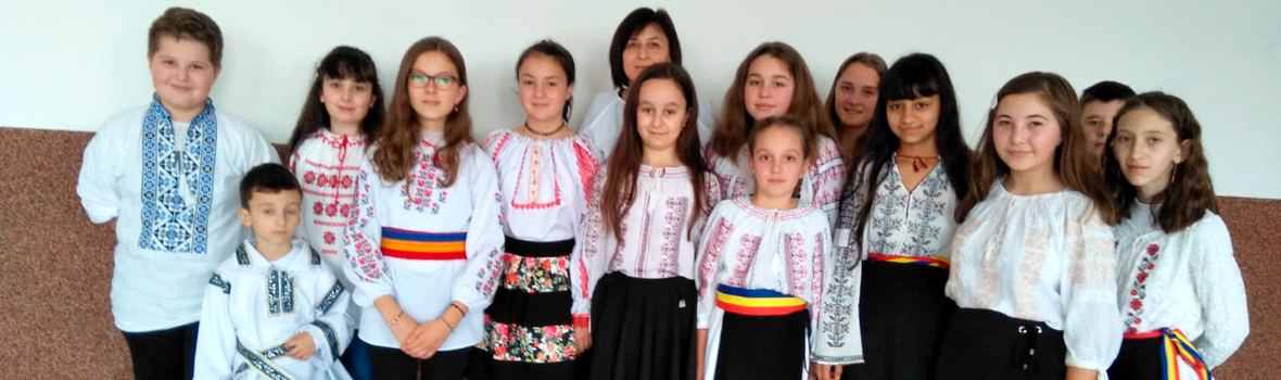 Slider  Scoala Gimnaziala Ciceu-Giurgesti